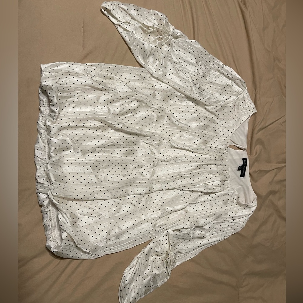 *Never worn* Black & White business blouse